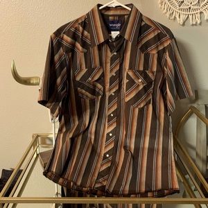 Wrangler western style, pearl snap button up, brown pattern, size L